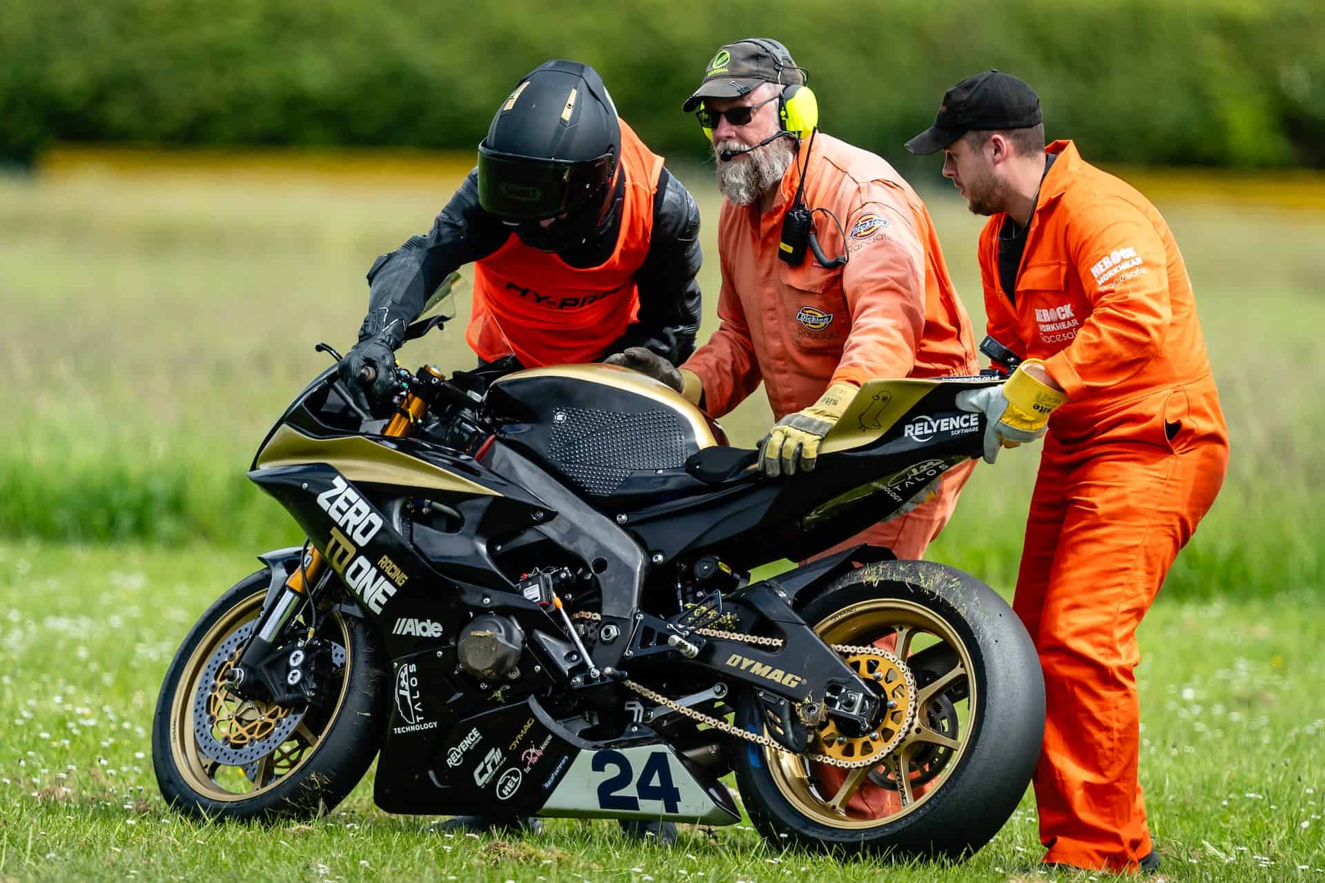 #24 Evan Brailsford crash in Sunday morning's 1st race in No Limits Racing 600 Cup