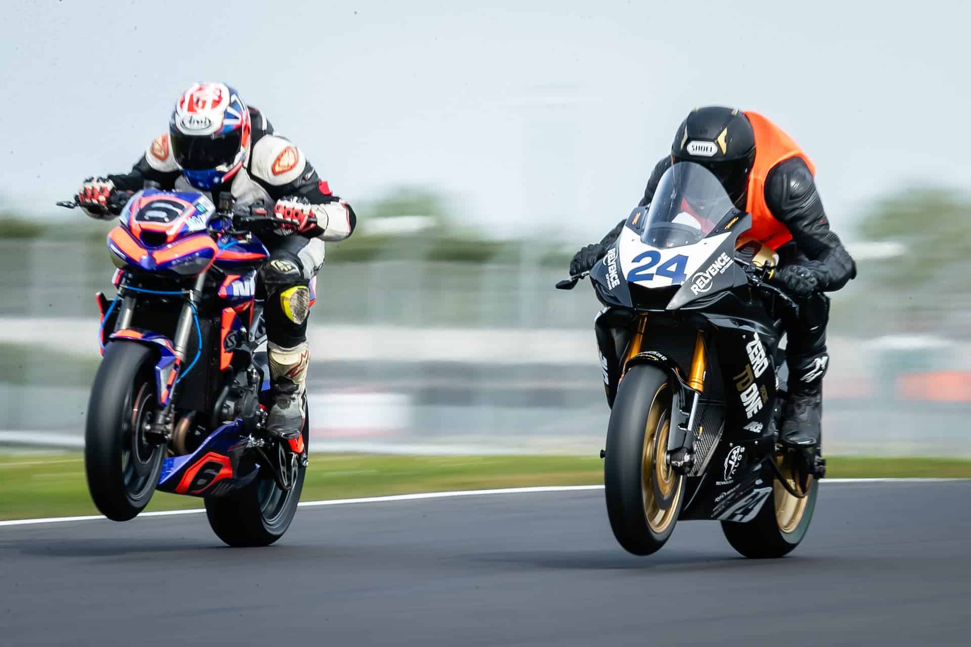 RND 2 Donington Park 2026 5 donington park no limits racing 3