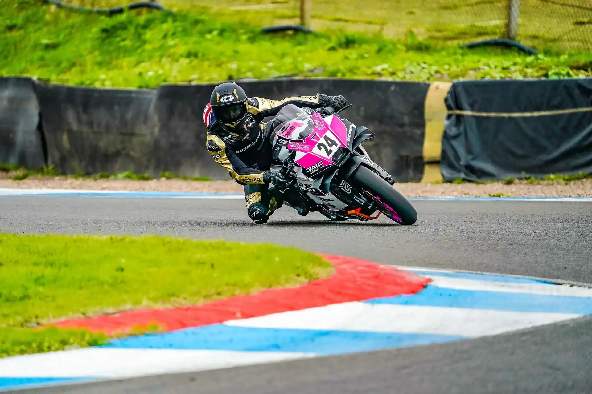 RND 7 Knockhill: The KTM Makes an Impression 3 Evan Brailsford leaning the number 24 KTM 990 RC R through a corner at Knockhill during a National Club Sport Cup sprint race.